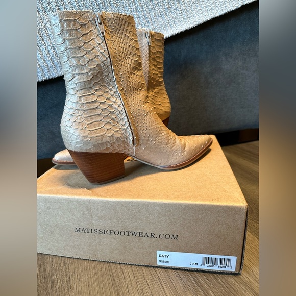 Matisse Caty Tan - Size 7.5 - Picture 2 of 8